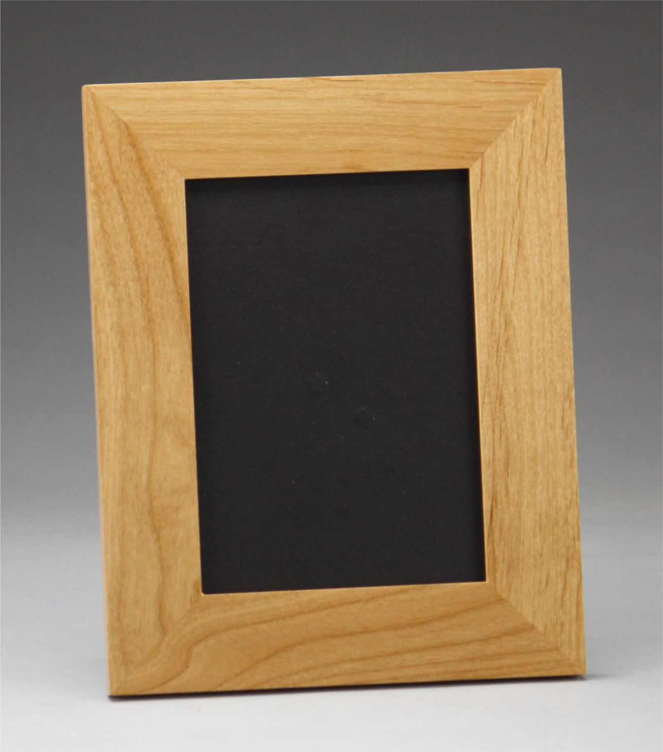 https://www.coloradoheirloom.com/Shared/Images/Product/4-x-6-Picture-Frame/PF_Front_Web.jpg